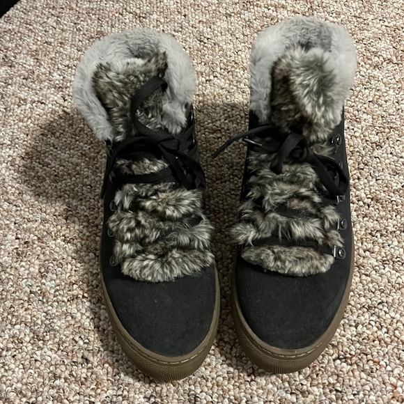 Cougar Daniel women’s waterproof lace up boot/sneaker size 8 - Picture 2 of 8